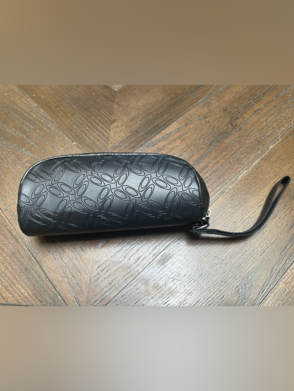 Oakley Sunglasses Case Black Embossed Zip Case Wrist Strap Travel Eyeglass Case